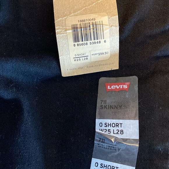NWT Levi’s 711 Skinny Jeans - Picture 7 of 10
